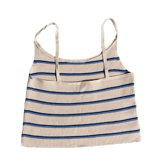 Stripe Knit Crop Top - Picture 3 of 8